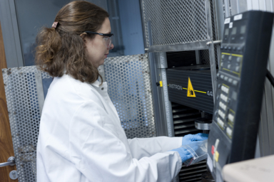 technicien / technicienne chimiste