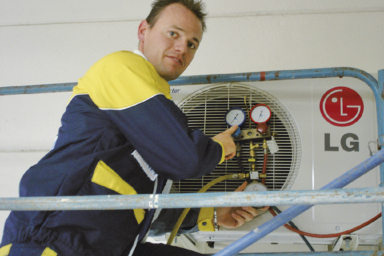 technicien / technicienne de maintenance en génie climatique