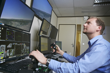 ingénieur / ingénieure en aéronautique