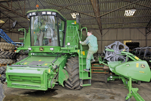 Mécanicien / Mécanicienne de maintenance des matériels agricoles ou d'espaces verts