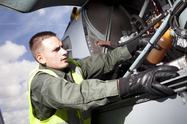 militaire-technicien-ne-de-l-air-MTA